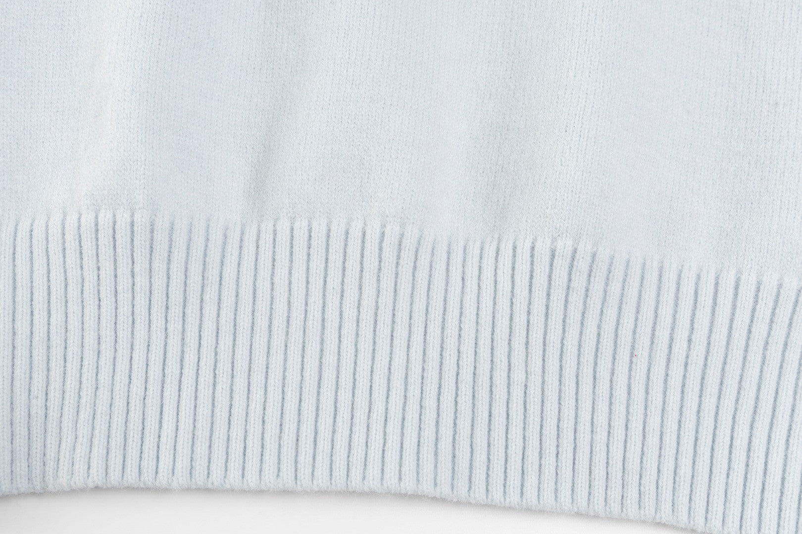 AMI Paris Classic Jacquard Heart Crewneck Sweater – 2025SS