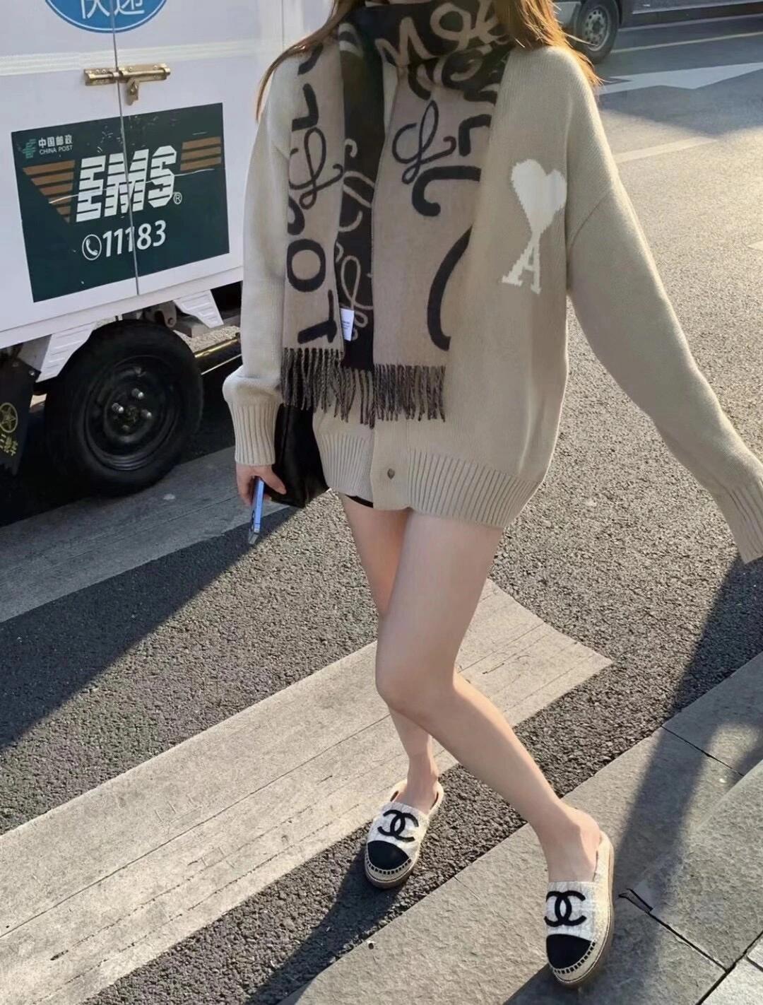 Ami Paris De Coeur Knit Cardigan